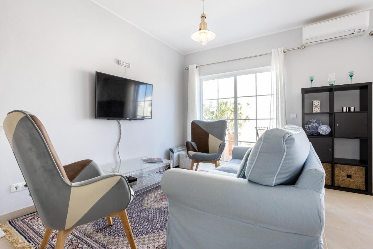 Newly Renovated 2 Bedroom Townhouse - Close To Salema Beach Luaran gambar
