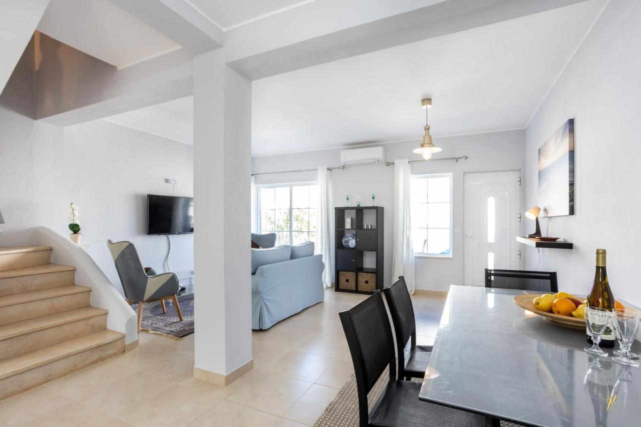 Newly Renovated 2 Bedroom Townhouse - Close To Salema Beach Luaran gambar