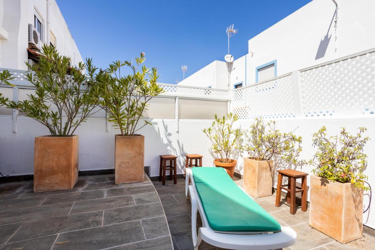 Newly Renovated 2 Bedroom Townhouse - Close To Salema Beach Luaran gambar
