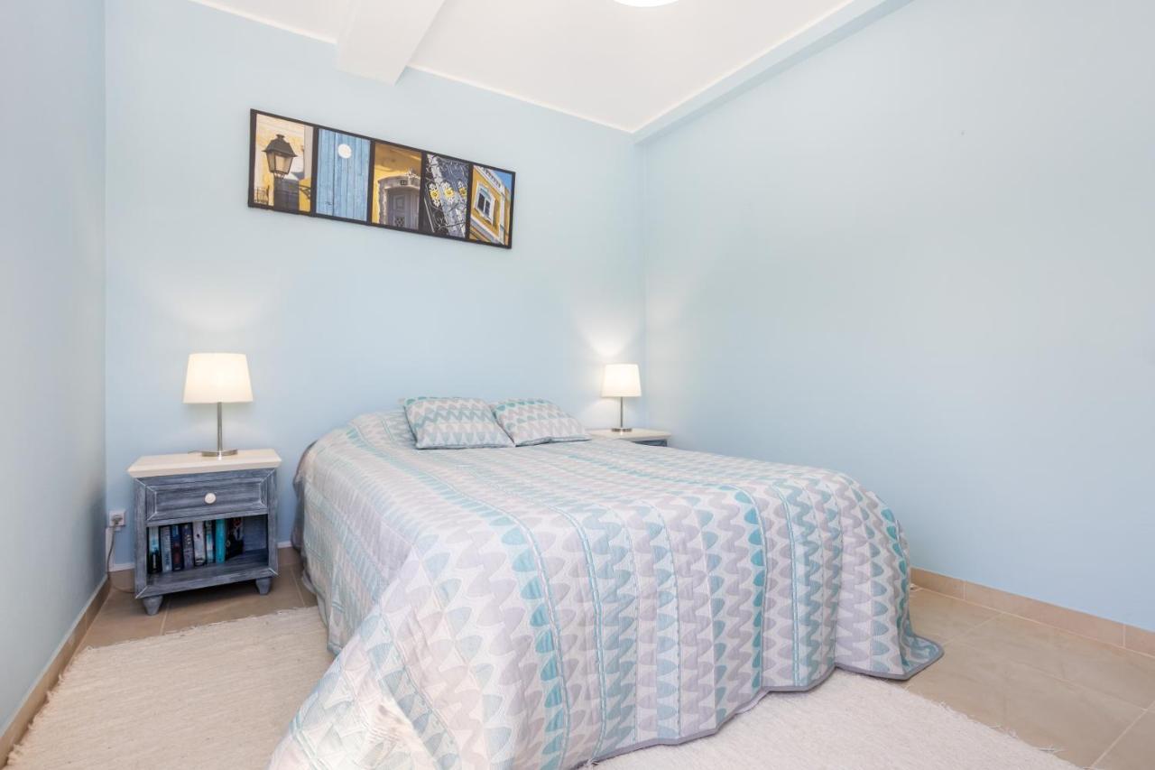 Newly Renovated 2 Bedroom Townhouse - Close To Salema Beach Luaran gambar